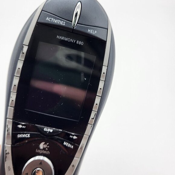 Logitech Harmony 880‎ LCD Universal Remote Control ONLY Damaged SCREEN - Picture 2 of 7
